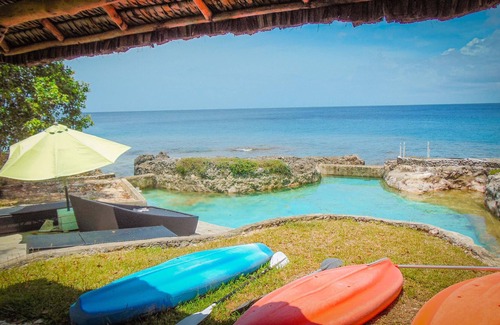 Matao Tiupeniu House | Pacific View... says it all