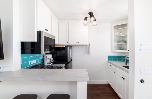 Oceanside Condo | Pacific Villa #3 | Relax and Unwind with Beautiful Ocean Views
