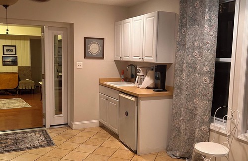 Fort Hunt House | Packed with amenities in the home + Metro 3mi, DC 20min, Nat’l Harbor 15min