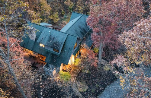 Victor House | Paddle House on the Rim of the New River Gorge