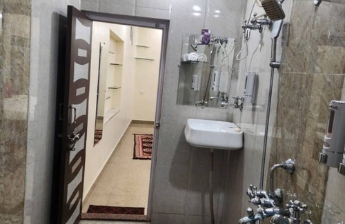 Mount Abu Apartment | Paddy's Luxurious Home Staynn