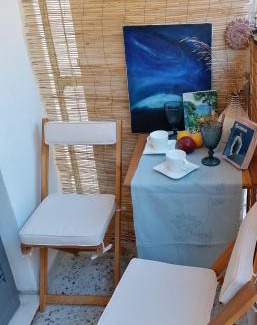 Dafni-Ymittos Apartment | pagrati nest