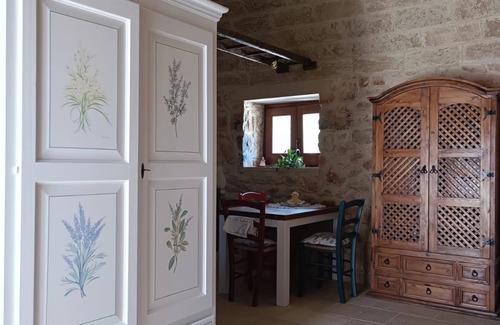 Neviano Cottage | Pajara Aida of Badia San Michele