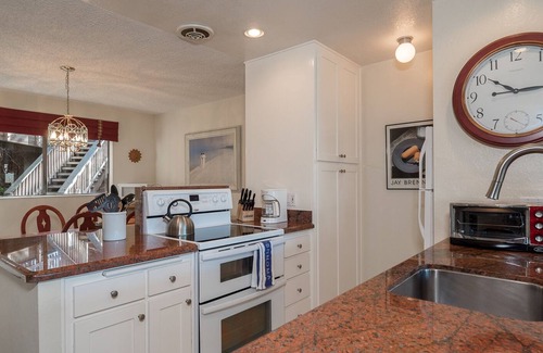Pajaro Dunes Condo | Pajaro Dunes Resort: Cozy 2 Bedroom Beach Hideaway