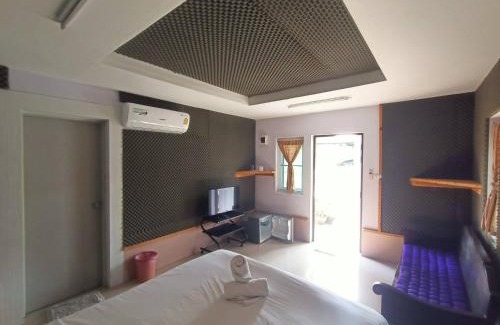 Nai Mueang Resort | Pak Dee Resort