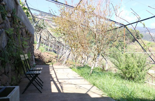 Camara de Lobos Ski Chalet | "Palheiro do Covão" cottage