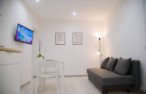 Mergellina Apartment | Palace of the Gulf/Mergellina (Ischia)