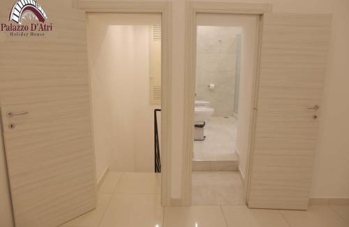 Naples City Centre House | Palazzo D'Atri