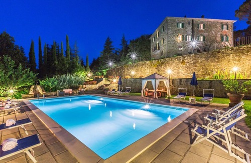 Ripoli Villa | Palazzo Rosadi - Luxury Villa Rental with private swimming pool in Monterchi, Tuscany