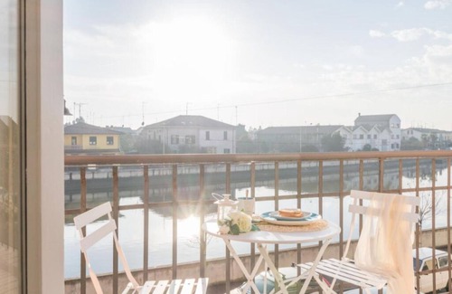 Codigoro Apartment | Palazzo Spada - Seagul apartment with balcony and view Po river
