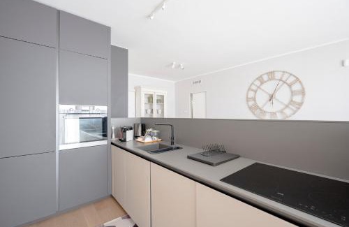 Palo del Colle Apartment | Palazzo Verdi - Seafront Luxe Retreat