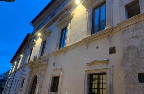 L'Aquila Apartment | Palazzo Zuzi nel cuore della città