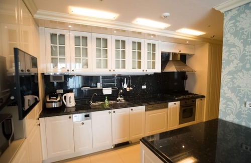 Haeundae Apartment | Palede CZ 71 pyung with Ocean View