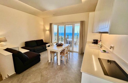 Petaleia House | Paleopetres K-Four - Double Suite - Kalami -