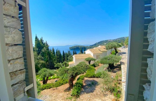 Kalami Cottage | Paleopetres K-Six - Premium Suite - sea views - pool - Kalami -