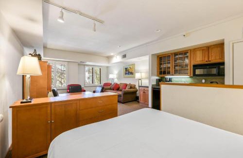 Olympic Valley Apartment | Palisades Tahoe Lodge Rentals Studio #203