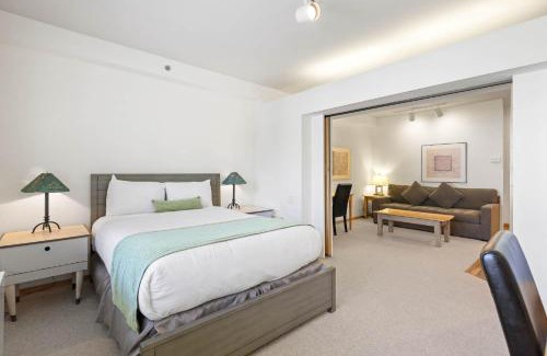 Olympic Valley Apartment | Palisades Tahoe Lodge Rentals Studio #254