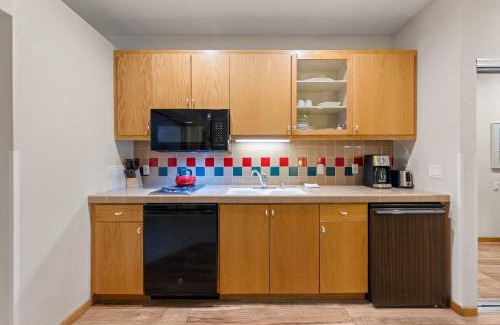 Olympic Valley Apartment | Palisades Tahoe Lodge Rentals Studio #256