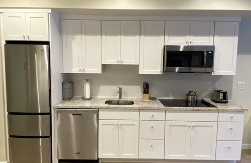 Olympic Valley Condo | Palisades Tahoe Lodge: Remodeled slopeside condo w/kitchenette &/Ski Area View