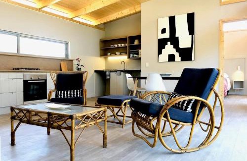 Milnerton Apartment | Palm and Pine Cottage