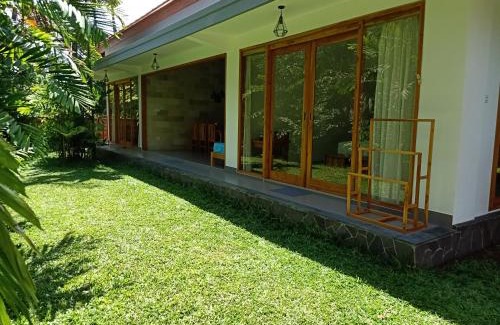 Bukti Villa | Palm Beach Villas Bali