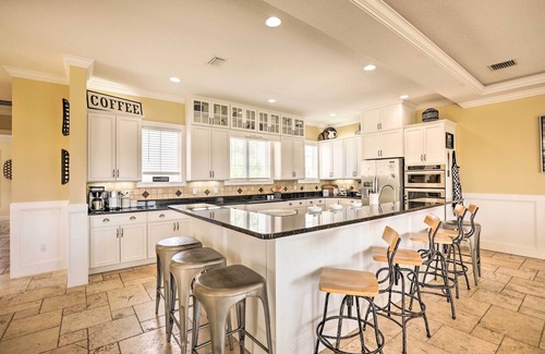 Palm Coast House | Palm Coast Oasis w/Pool: Steps to Cinnamon Beach!