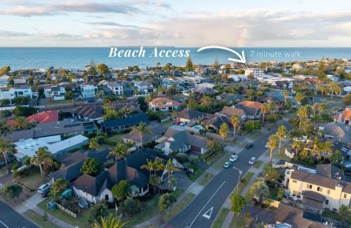 Papamoa Beach House | Palm Paradise with Spa