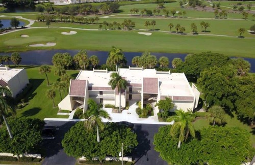 Land of the Presidents Apartment | Palm View Terrace - Unwind on a Private Terrace in a Gated Community