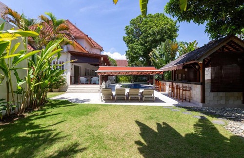 Sanur Villa | Palm Villa A Paradise for Families and Friends in Sanur