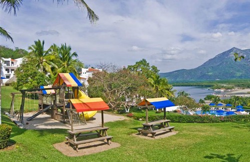 Manzanillo Condo | Palma Real Ocean View Jr Suite