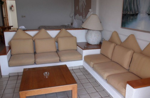 Manzanillo Condo | Palma Real Ocean View Jr Suite