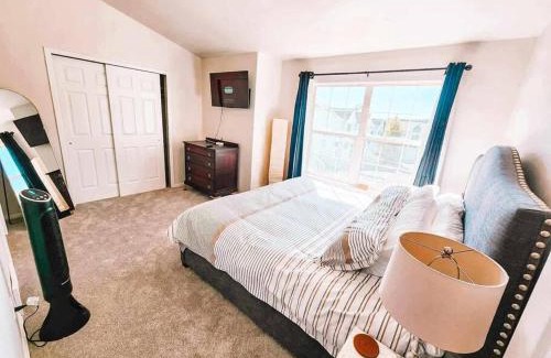 Palmer Lake House | Palmer Lake near AF Academy Pet Friendly King Bed 4 TVs