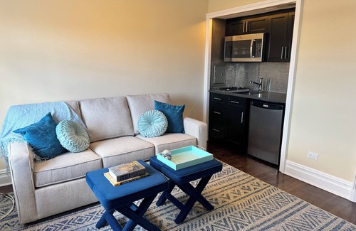 Princeton Apartment | Palmer Square Studio in Downtown Princeton—Directly Across from University!