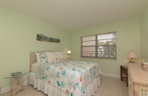 Islamorada House | Palms 313