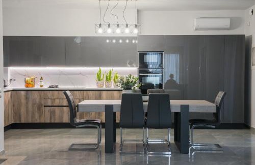 Alimos Villa | Palmyra Athens