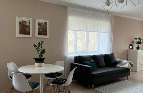 Regi Apartment | Palova Brown