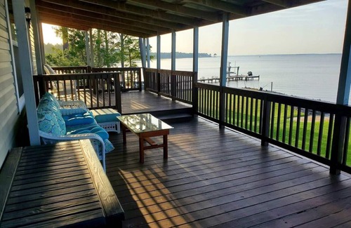 Hobucken House | Pamlico Paradise w/private boat ramp and dock