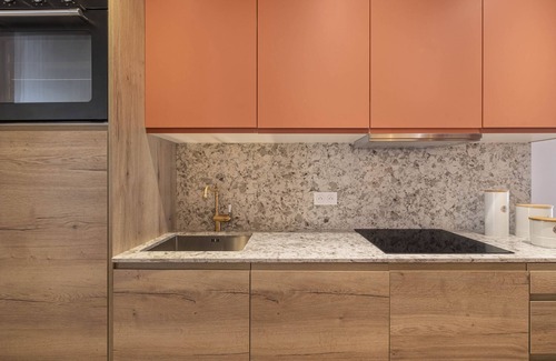 Quartier Sainte-Avoye Apartment | Panache, 2BR/2BA, 6 people