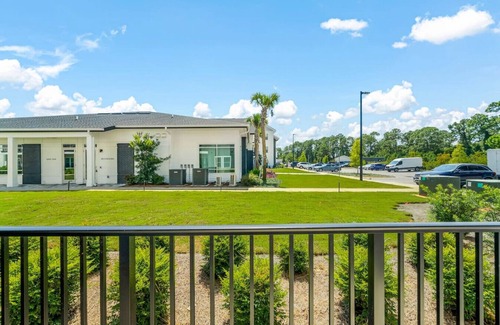 Upper Grand Lagoon Apartment | Panama City Escape | 3BR Apt w/Pool & Balcony!