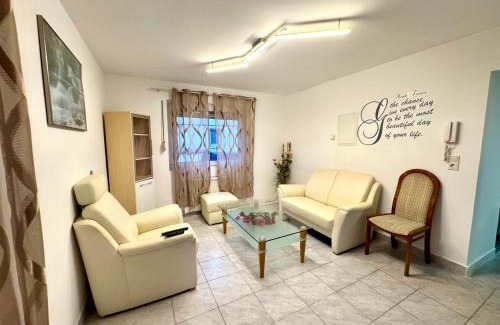 Bad Hersfeld Apartment | Panda1 Charmante, möblierte Ferienwohnung im Panda-Stil