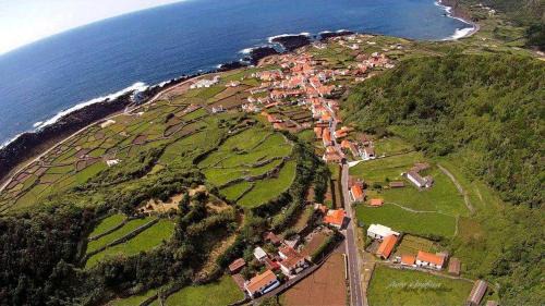 Lajes das Flores Bed & Breakfast | Pandora
