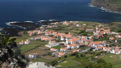 Lajes das Flores Bed & Breakfast | Pandora