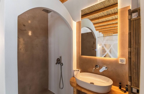 Milos Apartment | Panistis nLapis Domus Milos