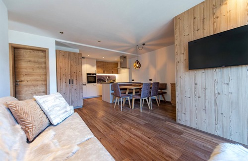Santa Cristina Val Gardena Apartment | Panoramic holiday farm with spa Perteut 149B