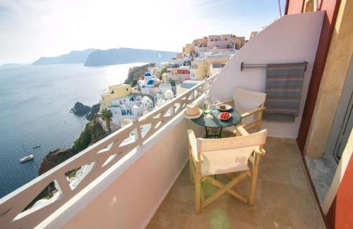 Oia House | Pano Meria Venetian Style Studio I
