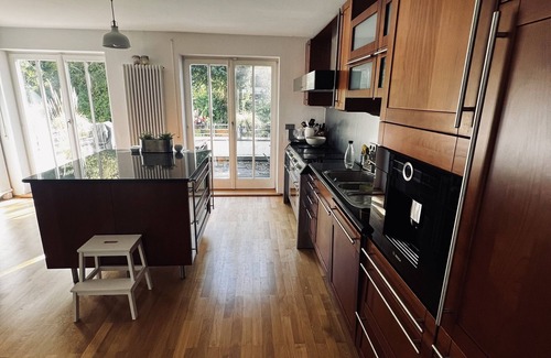 Herrsching am Ammersee House | Panoramahaus am Ammersee I Sauna I Wellness I Kamin