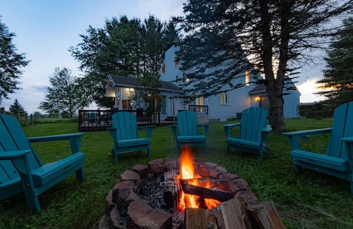 Davis House | Panorama Point - Gorgeous views, hot tub, theater