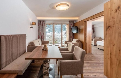 Ramsau am Dachstein House | Panorama Ramsau Suite - Active Hotel and Restaurant Pehab