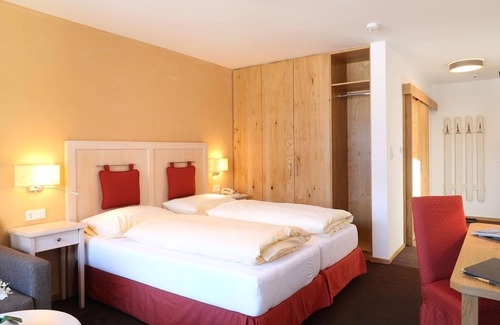 Rauris Cottage | Panorama room half board - Hotel Bräu***