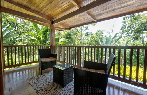 Punta Uva Ski Chalet | Panorama Verde Poolside Jungle Oasis